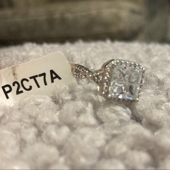 925 ring! - Picture 2 of 3